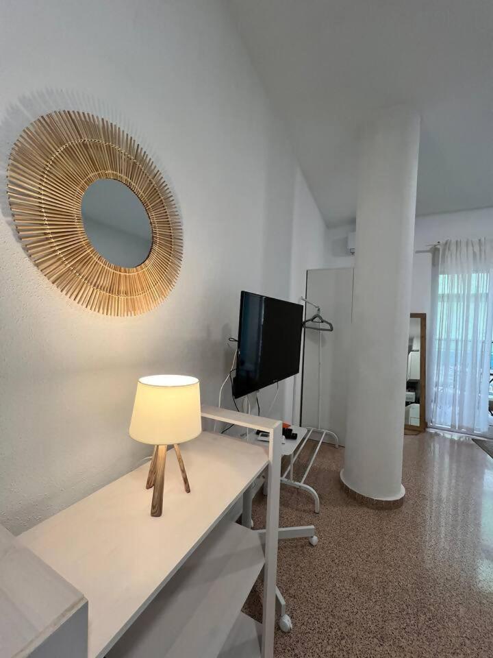 Estudios Con Encanto Alicante Esterno foto